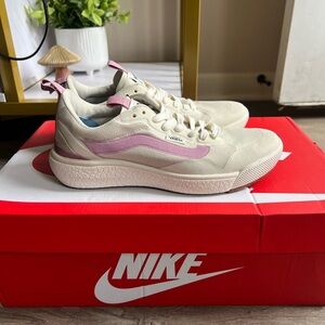 Vans UltraRange EXO ‘Bone White Pink’